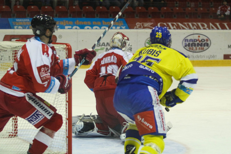 V druhém zápasu Mora na soupeře ze Zlína nestačila