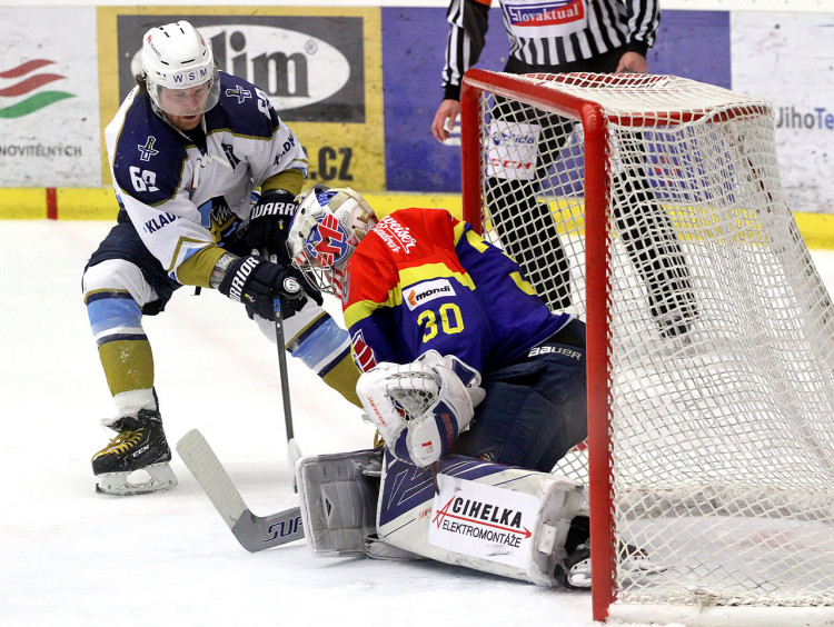 Pekr v další šanci před Kváčou