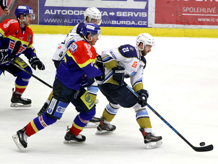 David Tůma pronásledovaný Pavlem Pýchou