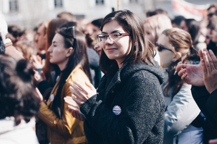 Studentská stávka #VyjdiVen v Brně optikou Vojtěcha Káby