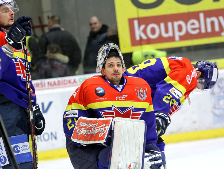 Miloslav Čermák, Ondřej Bláha a Vít Jonák (zleva) neskrývali zklamání
