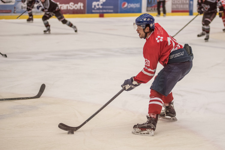3. hokejový souboj vysokých škol: JČU - VŠTE 4:1