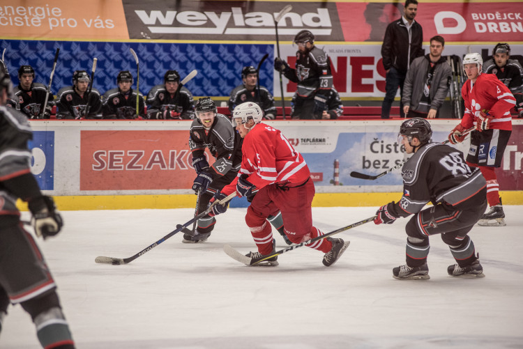 3. hokejový souboj vysokých škol: JČU - VŠTE 4:1
