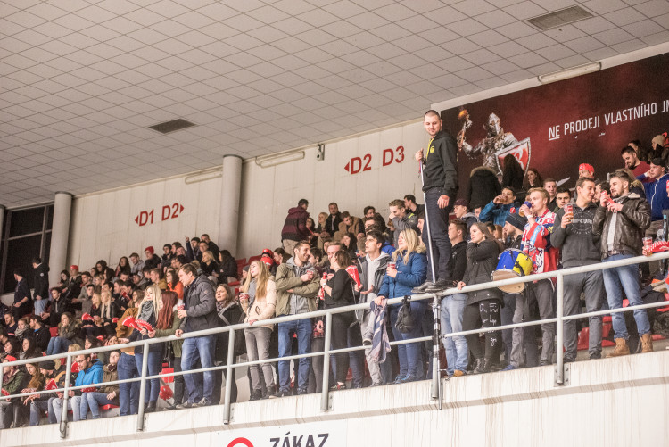 3. hokejový souboj vysokých škol: JČU - VŠTE 4:1