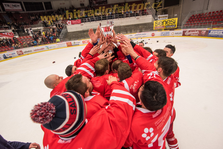 3. hokejový souboj vysokých škol: JČU - VŠTE 4:1