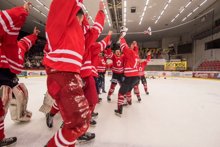 3. hokejový souboj vysokých škol: JČU - VŠTE 4:1
