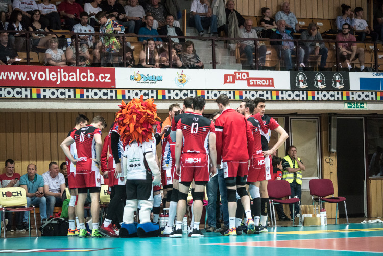 Třetí semifinále volejbalové extraligy mužů Jihostroj - Karlovarsko