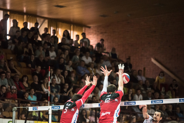 Třetí semifinále volejbalové extraligy mužů Jihostroj - Karlovarsko