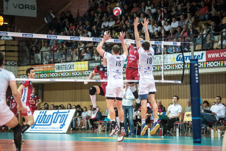 Třetí semifinále volejbalové extraligy mužů Jihostroj - Karlovarsko