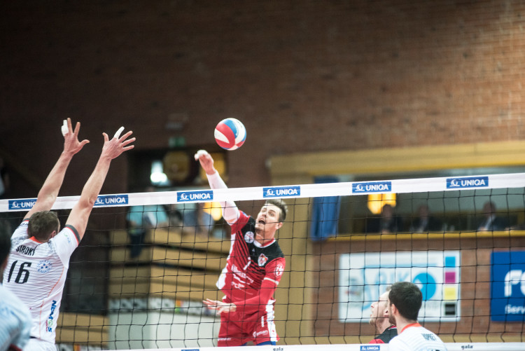 Třetí semifinále volejbalové extraligy mužů Jihostroj - Karlovarsko