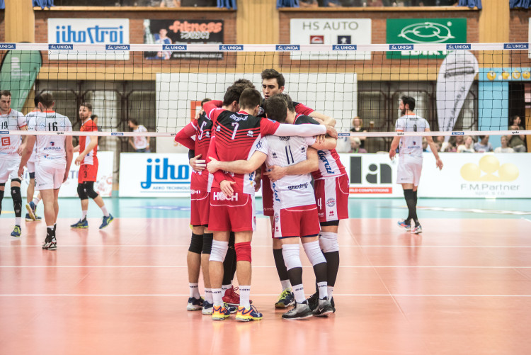 Třetí semifinále volejbalové extraligy mužů Jihostroj - Karlovarsko