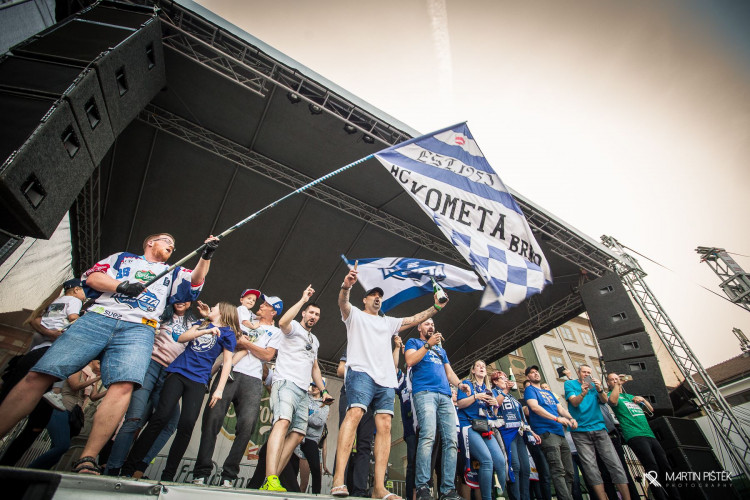 Zelňák při vítězném zápase v Třinci a zisku titulu, autor: Martin Pištěk