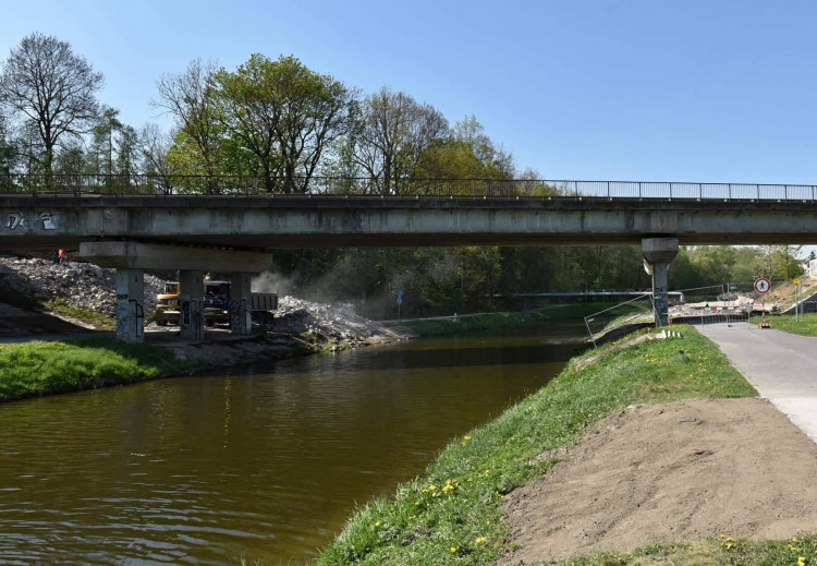 Rekonstrukce mostu dálničního přivaděče