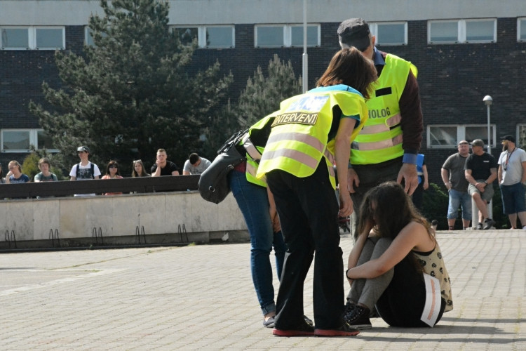 FOTO: Do Kongresového centra Aldis vnikli teroristé. Naštěstí jen v rámci cvičení