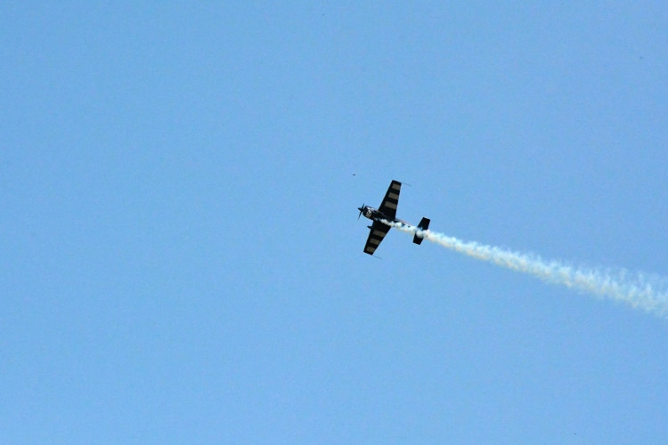 OBRAZEM: Hradecké nebe o víkendu ovládly vrtulníky