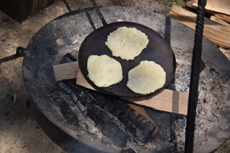 FOTOGALERIE: Středověká společnost ovládla Helfštýn. Podívejte se na fotky z prvního dne festivalu