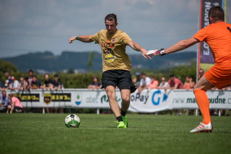 Pomáháme fotbalem 2018