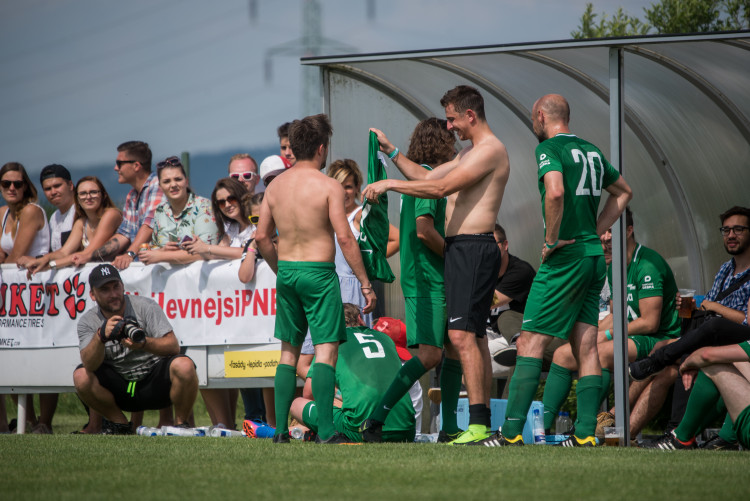 Pomáháme fotbalem 2018