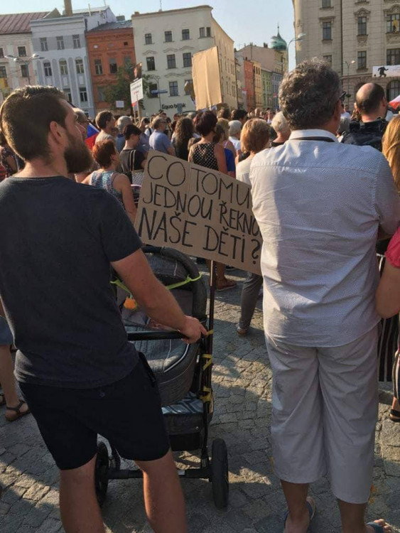 Protesty proti vládě Andreje Babiše v JIhlavě, 5. června 2018