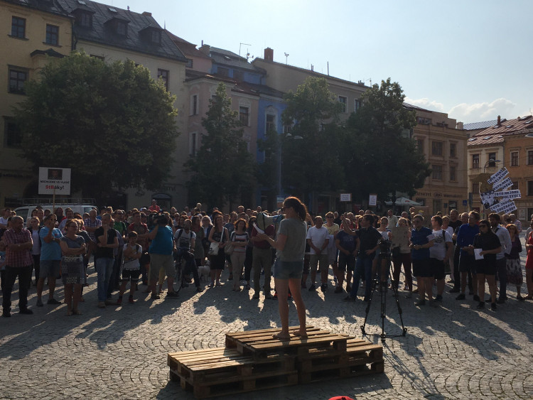 Protesty proti vládě Andreje Babiše v JIhlavě, 5. června 2018