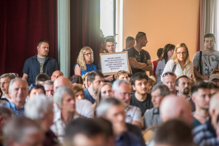 Vláda v demisi v Českých Budějovicích