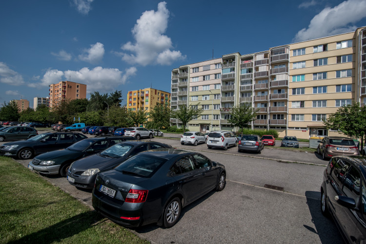 Pád stíhaček na sídliště Vltava