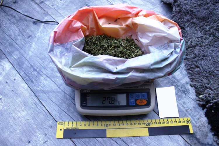 Zajištěno bylo také velké množství drog.