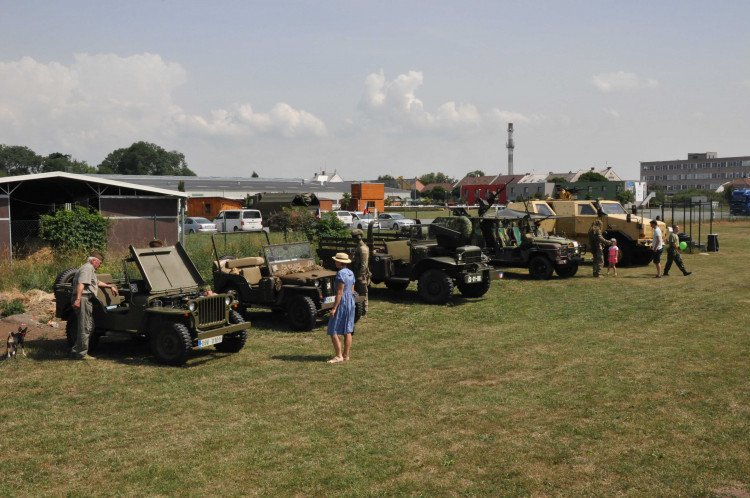 Olomoučtí baseballisté uctili válečné veterány, dorazil i pětadevadesátiletý generál Emil Boček