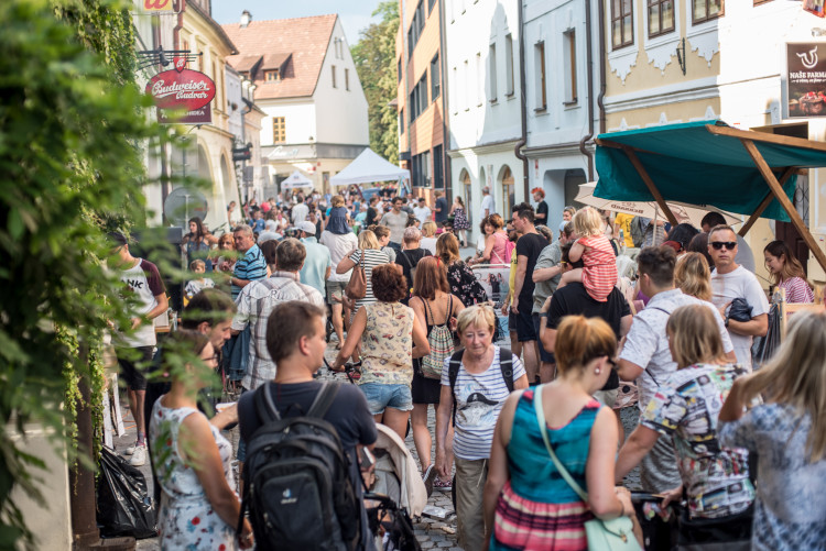 Plachanda open letos přilákala spoustu lidí.