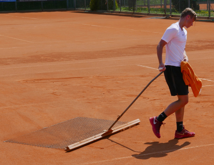 Letošní soutěže družstev LTC Tonstav – Service České Budějovice jsou u konce