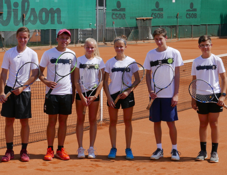 Letošní soutěže družstev LTC Tonstav – Service České Budějovice jsou u konce