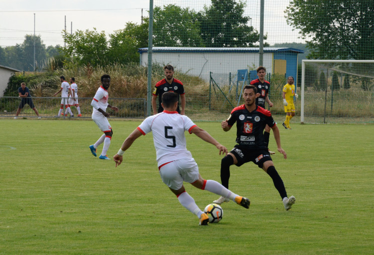 Hradec Králové - Bahrajn