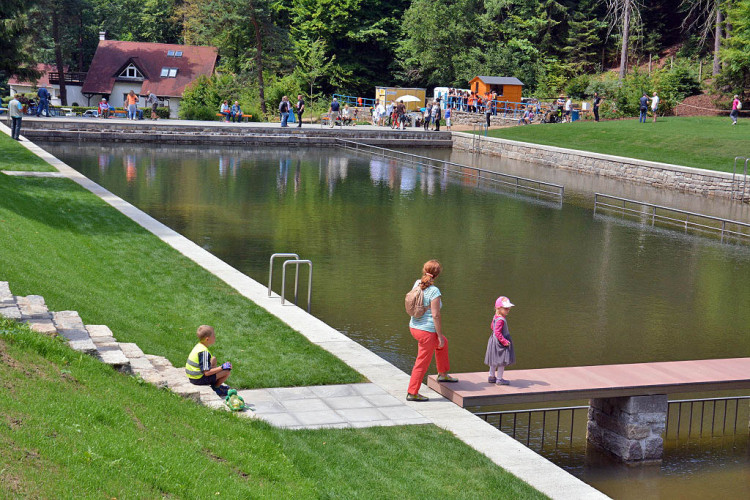 Lesní koupaliště se otevřelo pro veřejnost