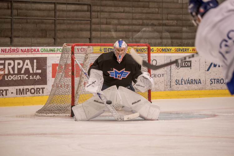 První trénink hokejistů Motoru na ledě při přípravě na sezonu 2018/2019