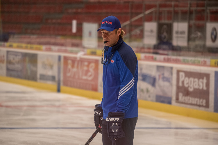 První trénink hokejistů Motoru na ledě při přípravě na sezonu 2018/2019