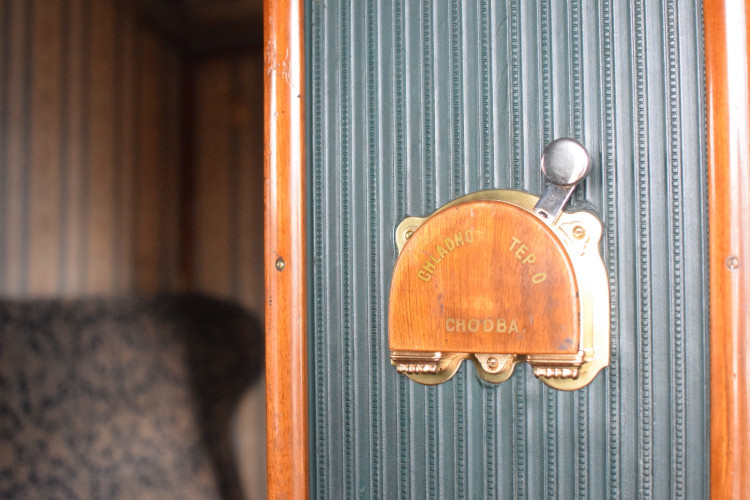 FOTO/VIDEO: Prezidentský vlak je v Olomouci, podívejte se do jeho útrob