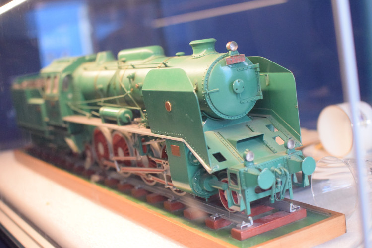 FOTO/VIDEO: Prezidentský vlak je v Olomouci, podívejte se do jeho útrob