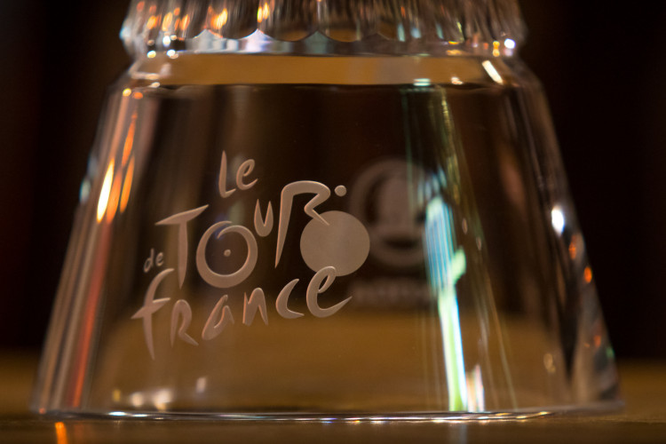 Lasvit - trofeje tour de france 2018