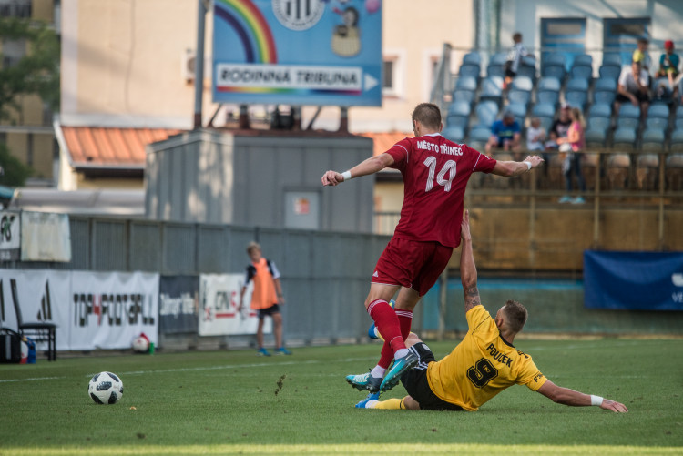 Paráda na úvod, Dynamo porazilo Třinec.