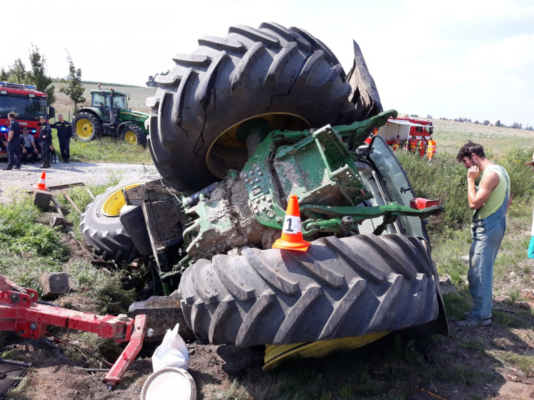 Nehoda traktoru a vlaku u Písku