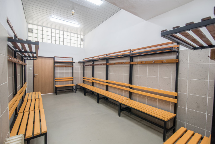 Sportovní hala bude na novou sezonu připravena. O restauraci mají znovu zájem volejbalisté