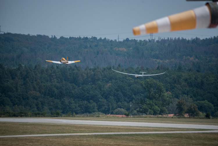 Mistrovství světa v bezmotorovém létání  na letišti Hosín