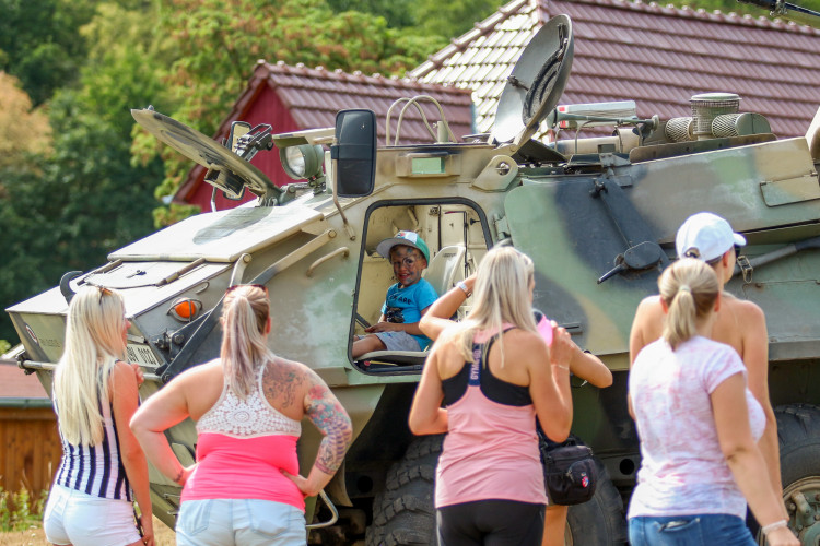 FOTOGALERIE: Nadace Brave Bear uspořádala pro děti velký dětský den. Podívejte se na fotky!