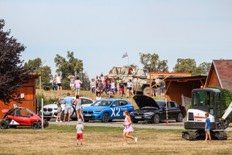 FOTOGALERIE: Nadace Brave Bear uspořádala pro děti velký dětský den. Podívejte se na fotky!