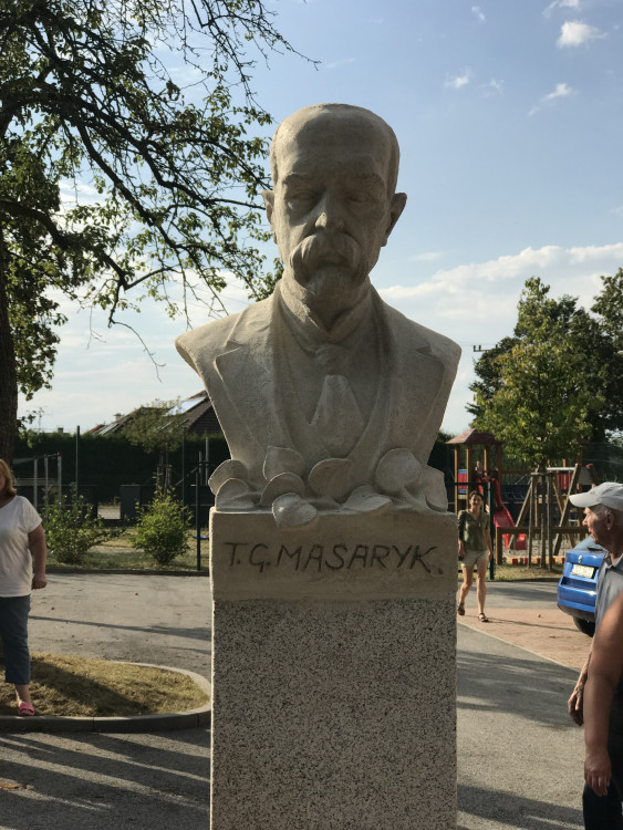 Libnič se nesla v duchu lázeňské sezony. Přijel i Masaryk