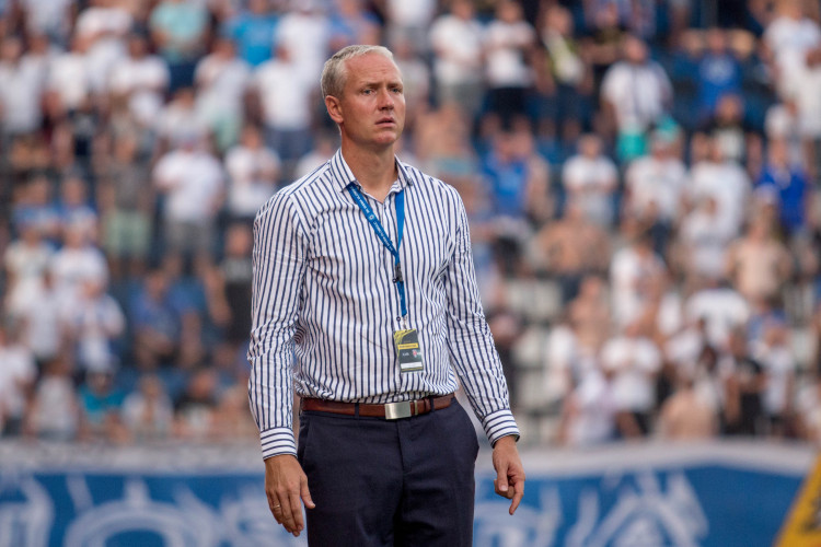 FOTOGALERIE: Sigma padla s Baníkem na hřišti i na tribunách. Tady jsou fotky