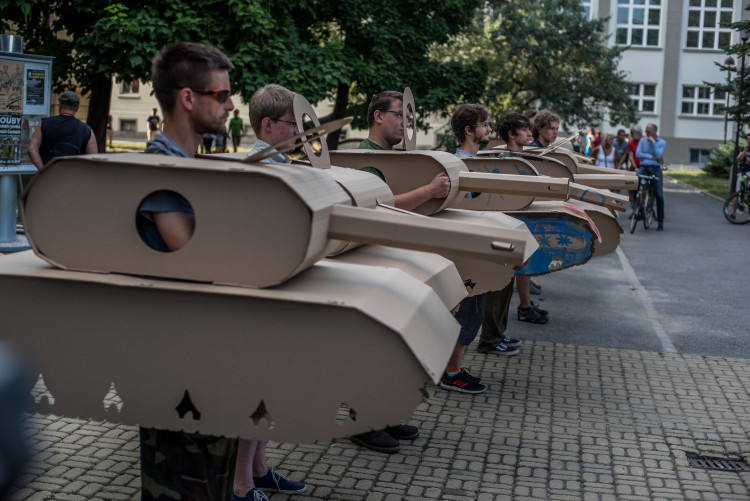 Vzpomínka na srpen 1968 v Českých Budějovicích - Jsme s vámi, buďte s námi