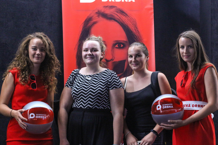 FOTOGALERIE: Vyfotili jste se v Premiere Cinemas s Olomouckou Drbnou? Tady jsou fotky