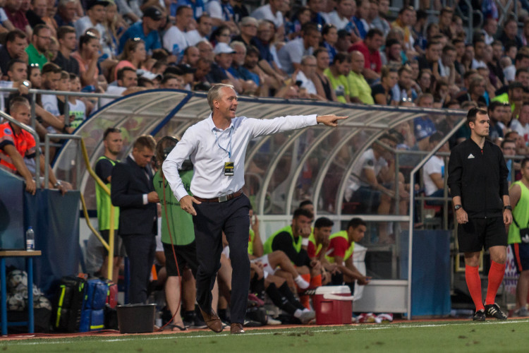 FOTOGALERIE: Celý stadion jim tleskal vestoje. Sigma ukázala, že vyhrát proti Seville není nemožné