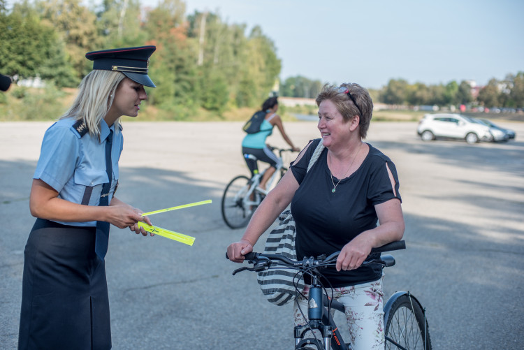Na cyklostezky v Budějcích dohlíží policisté